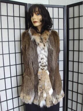 SHOWROOM NEW BROWN WALLABY KANGAROO FUR VEST WOMEN SIZE 2 PETITE